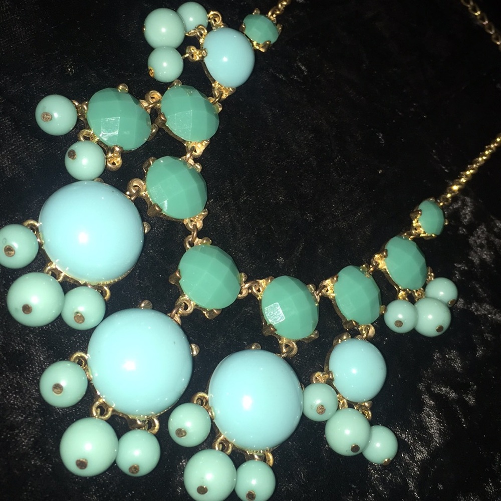 Fabulously Gorgeous Stunning Vintage Necklace